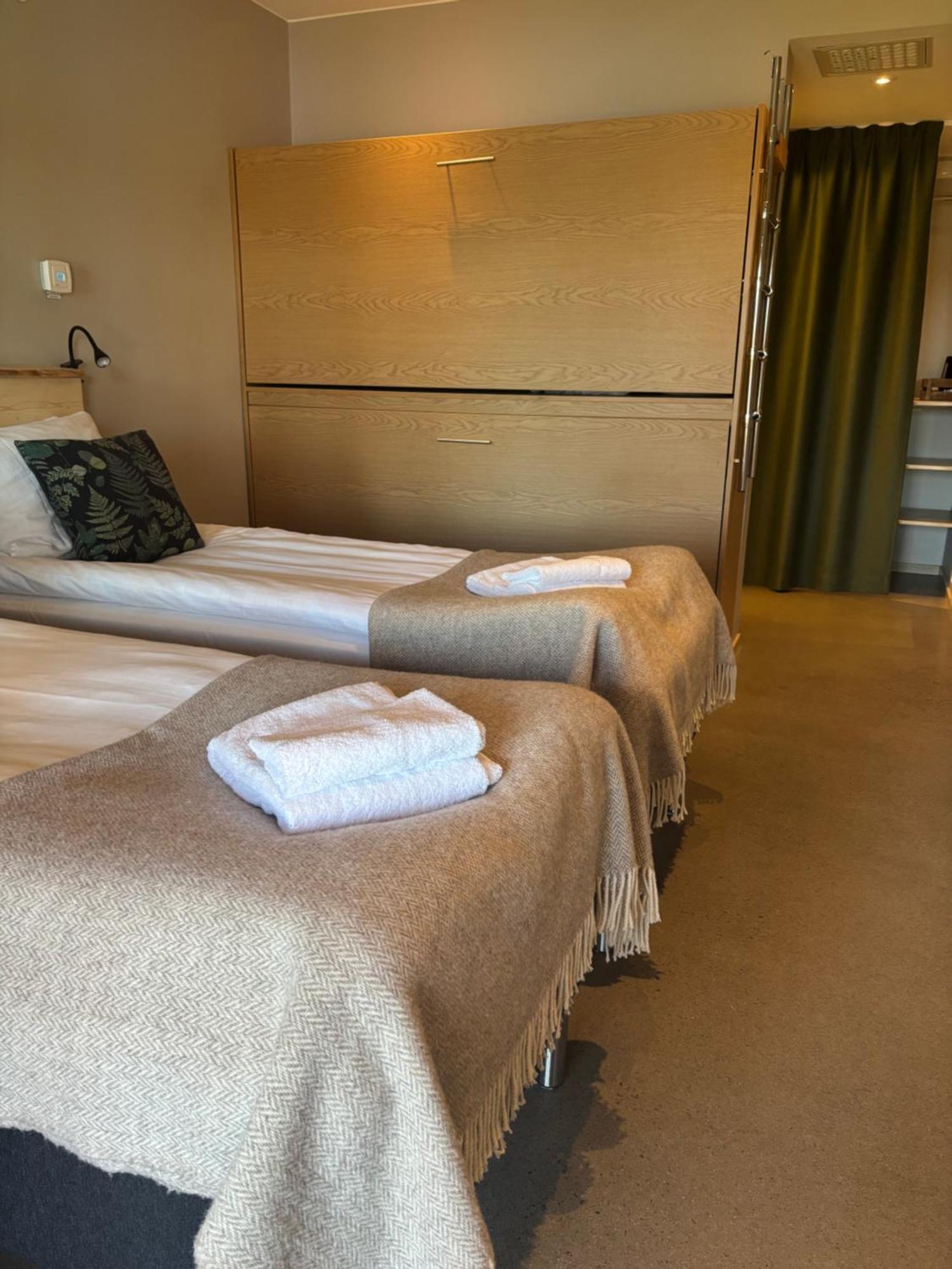 Akulla Outdoor Resort Rolfstorp 外观 照片