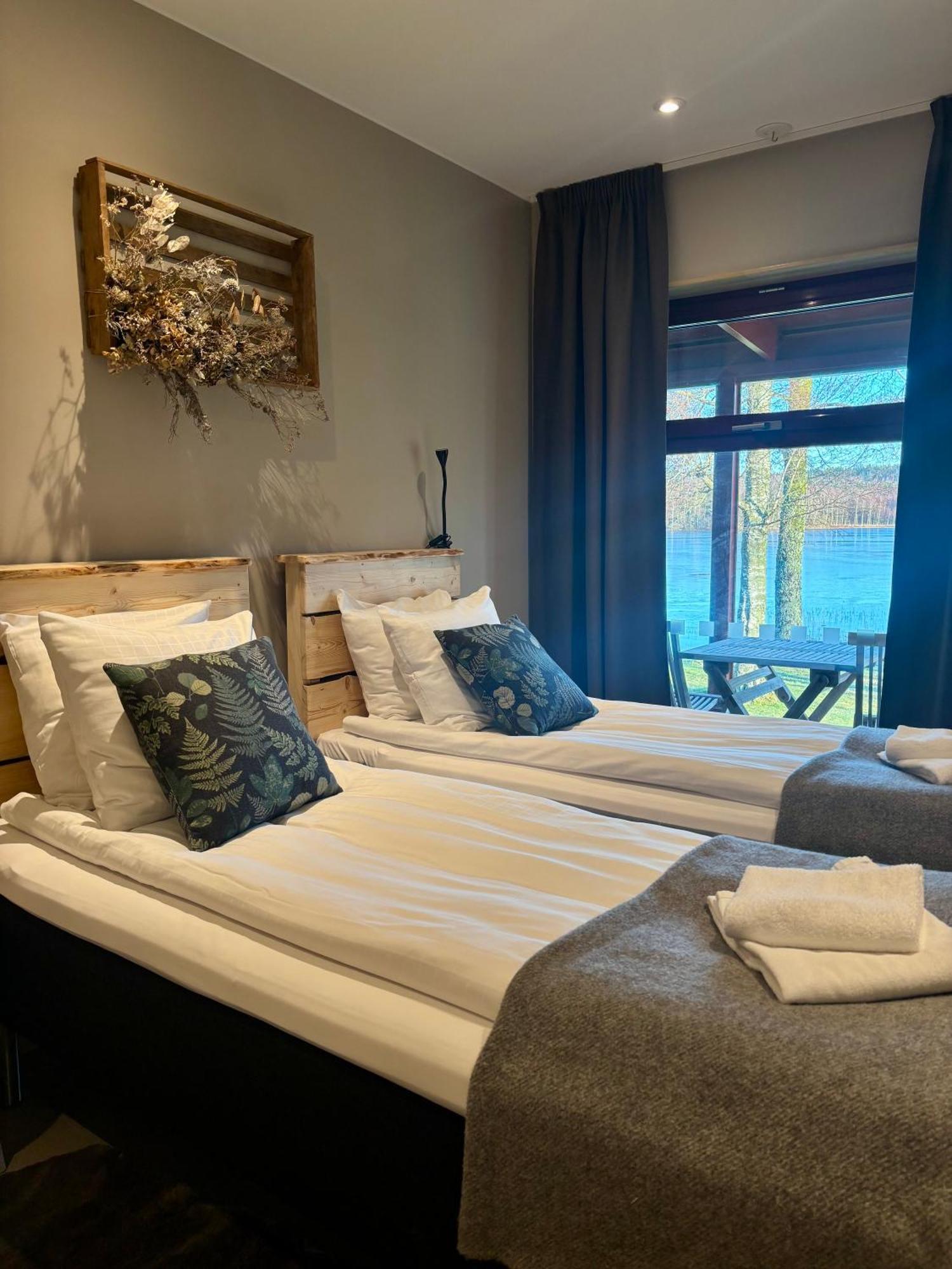 Akulla Outdoor Resort Rolfstorp 外观 照片